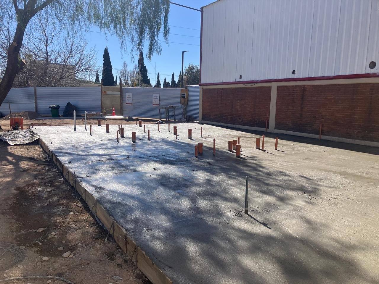 Platea de hormigón de fundación del edificio Saint-Gobain en San Luis